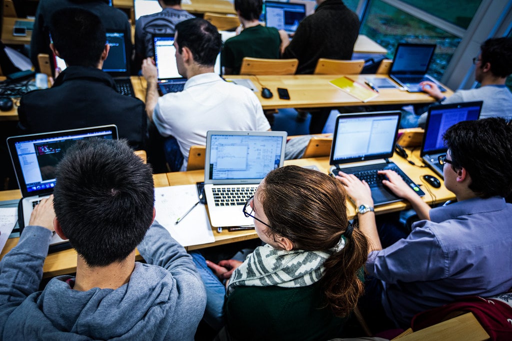 Bien préparer votre rentrée dans une école d’informatique à Rouen en 4 étapes